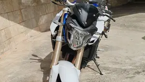 Bmw F 800 R (2015 - 16)  (2)