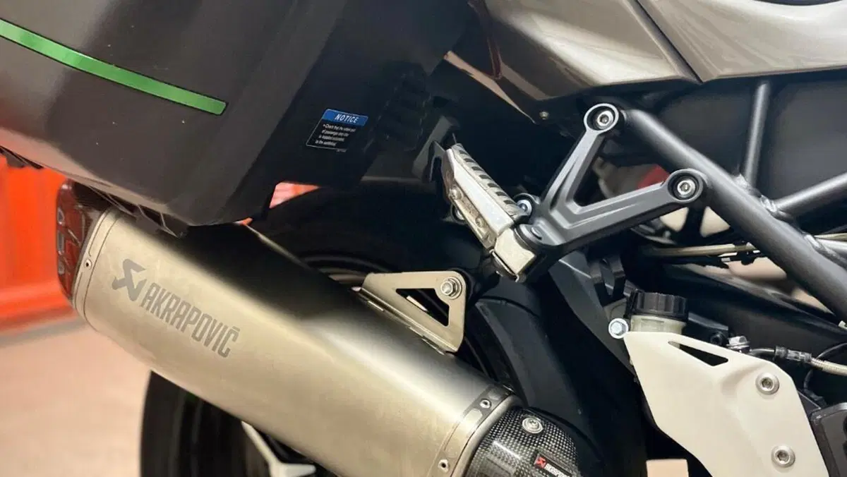 Kawasaki Ninja H2 SX SE+ (2019 - 20)  (12)