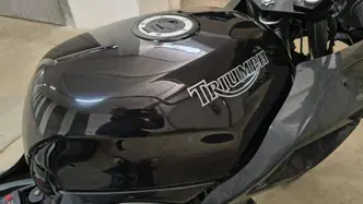 Triumph sprint 900 epoca
