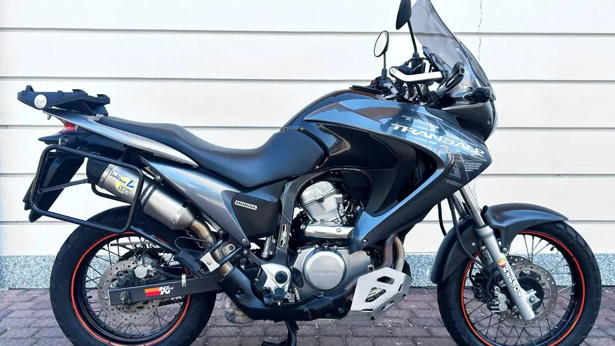 Honda Transalp XL 700 V (2007 - 13)  (2)