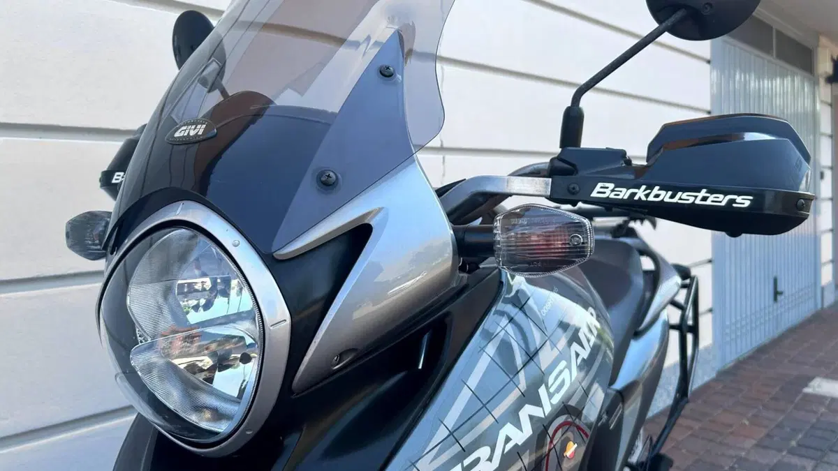 Honda Transalp XL 700 V (2007 - 13)  (4)