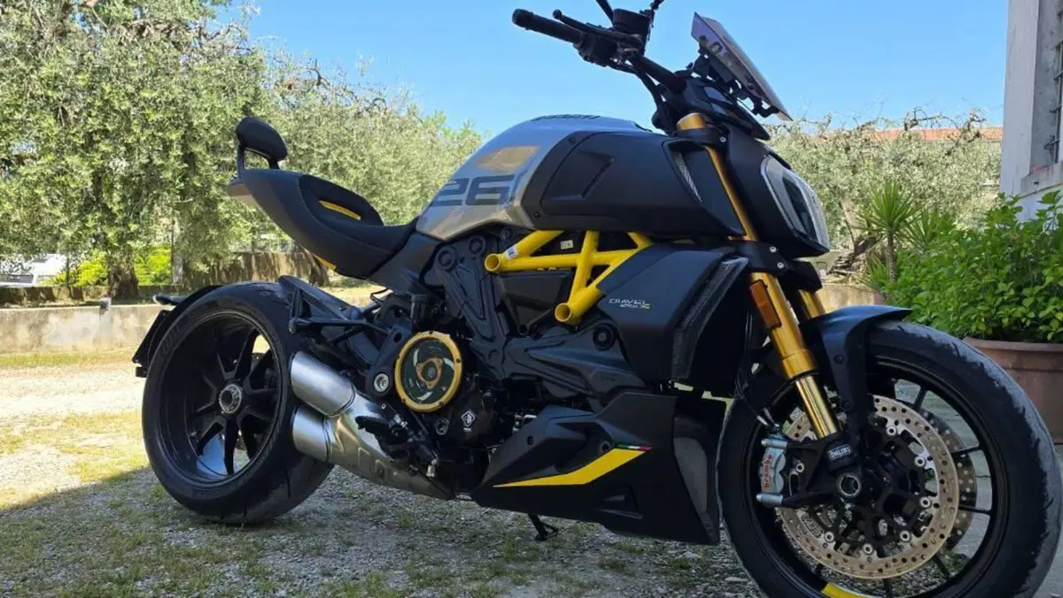 Ducati Diavel 1260 S (2021 - 22)  (2)