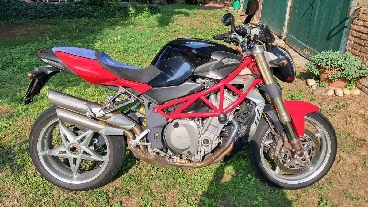 MV Agusta Brutale 750 S (2002 - 06) 