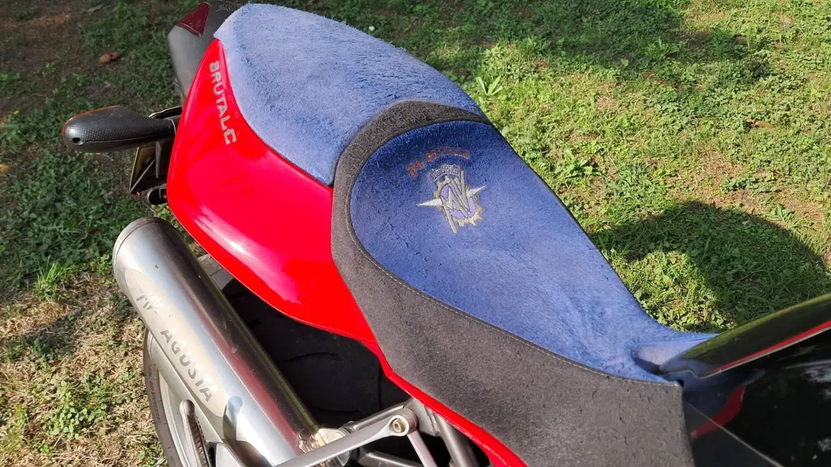 MV Agusta Brutale 750 S (2002 - 06)  (3)