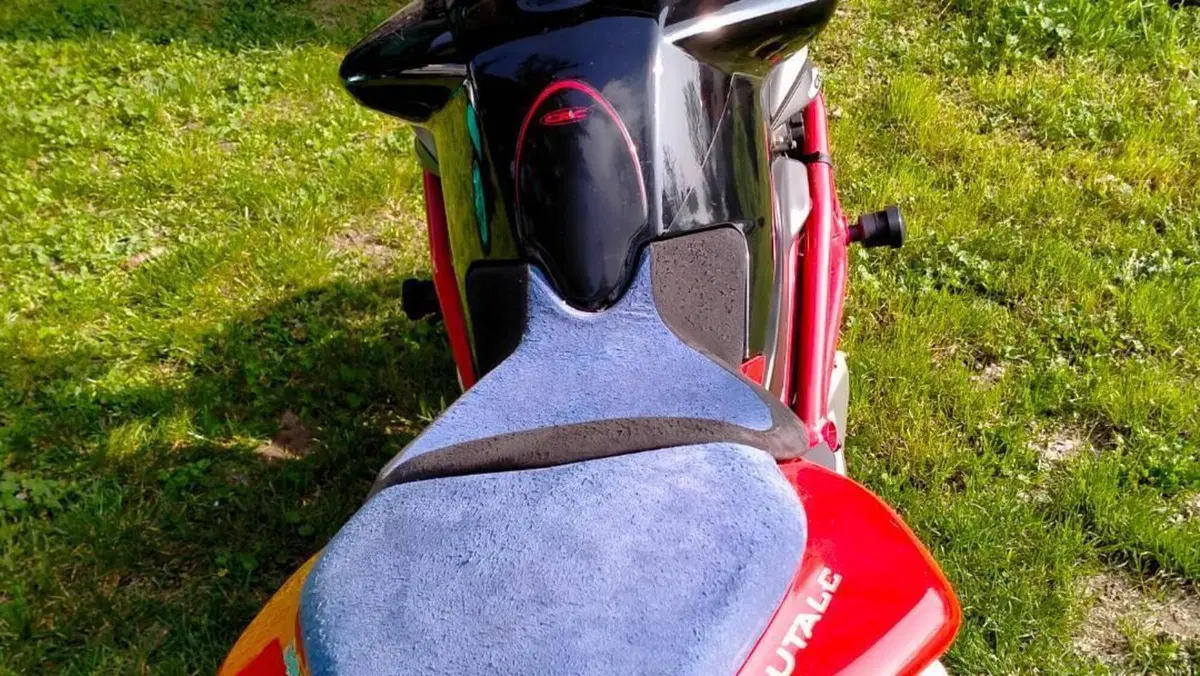 MV Agusta Brutale 750 S (2002 - 06)  (8)