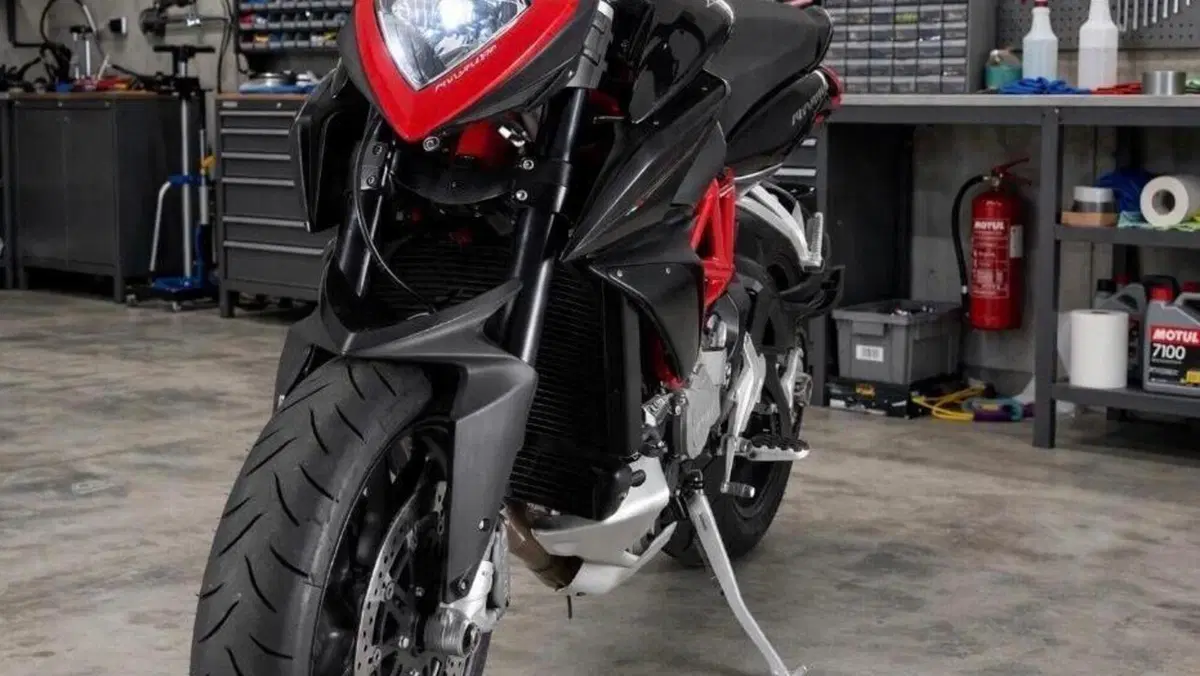 MV Agusta Rivale 800 EAS (2013 - 15)  (4)
