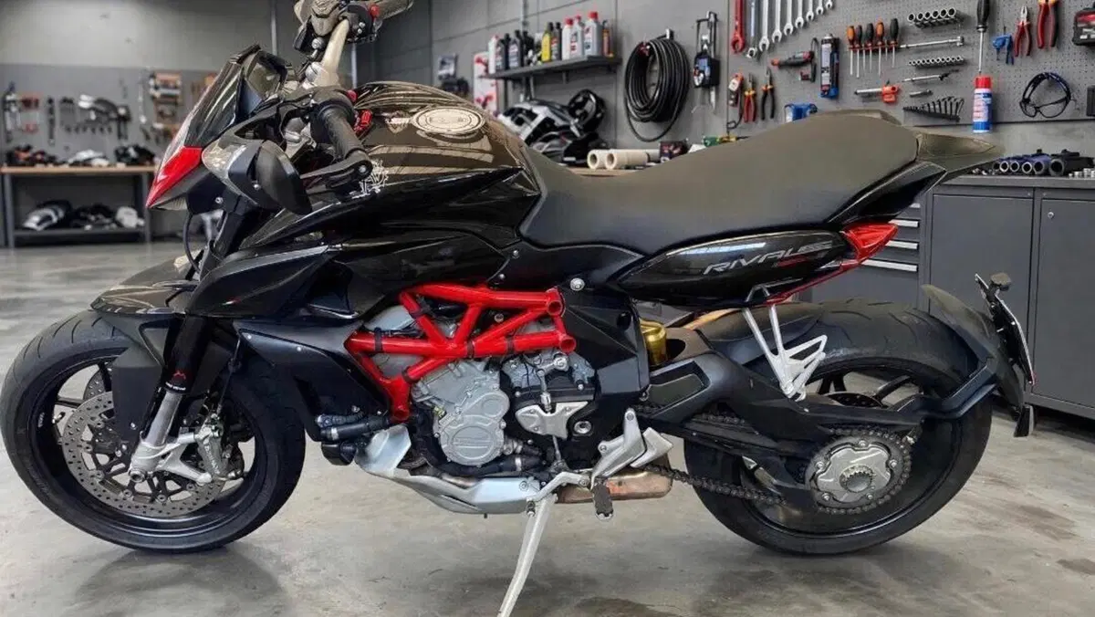 MV Agusta Rivale 800 EAS (2013 - 15)  (6)