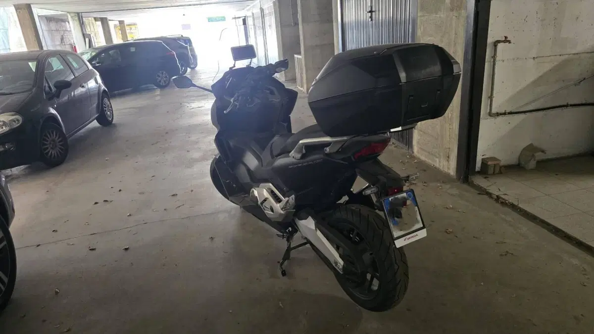 Honda Forza 750 DCT Urban (2021 - 24)  (2)