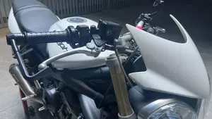 Triumph Street Triple (2007 - 12)  (8)