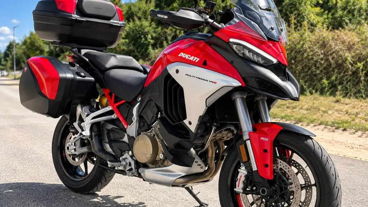 Ducati Multistrada V4 S Grand Tour (2024) 
