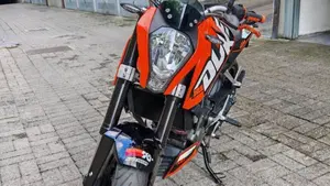 KTM 125 Duke ABS (2013 - 16)  (3)