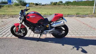Ducati Monster 696 Plus (2007 - 14) usata