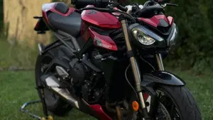 Triumph Street Triple 765 RS (2023 - 26)  (3)