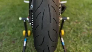 Triumph Street Triple 765 RS (2023 - 26)  (10)