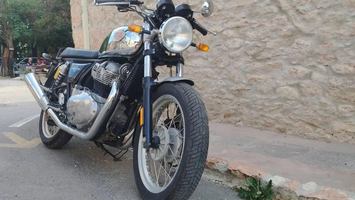 Royal Enfield Interceptor 650 (2019 - 20)  (2)