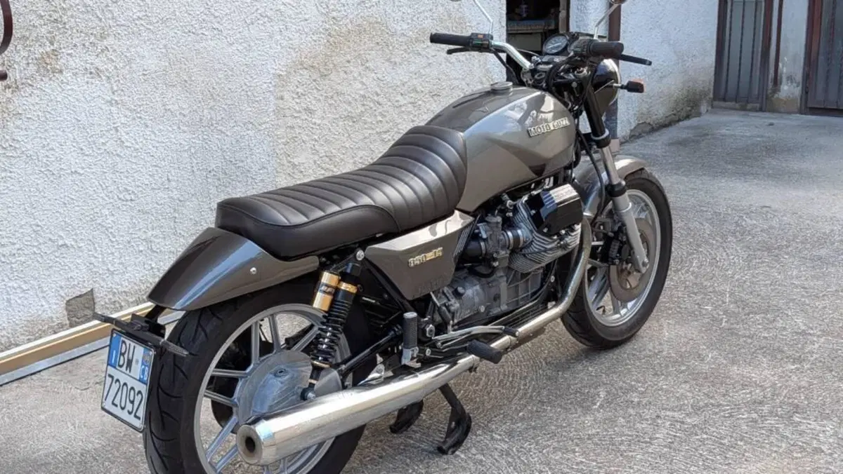 Moto Guzzi   (6)