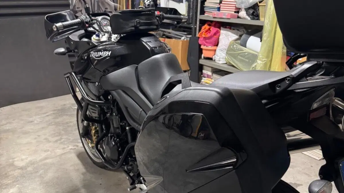 Triumph Tiger 1050 (2006 - 12)  (5)