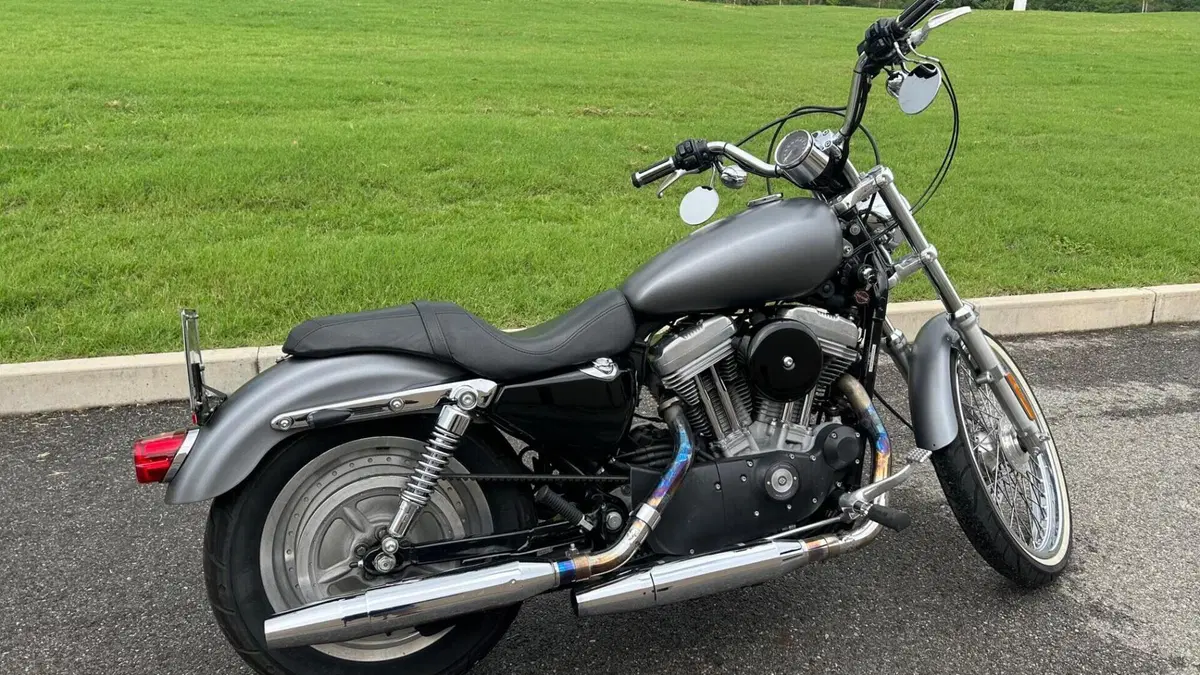 Harley-Davidson 1200 Custom (2007 - 13) - XL 1200C  (4)
