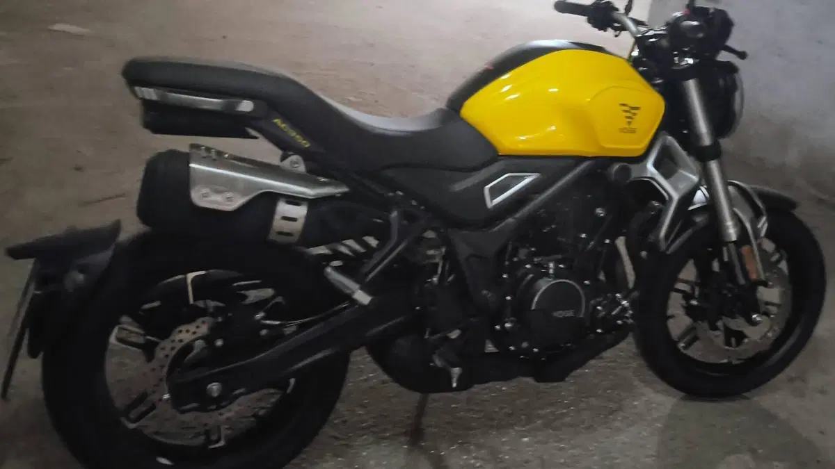 Voge Trofeo 350AC (2022 - 26)  (3)