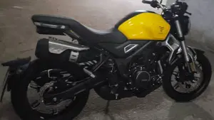 Voge Trofeo 350AC (2022 - 26)  (3)