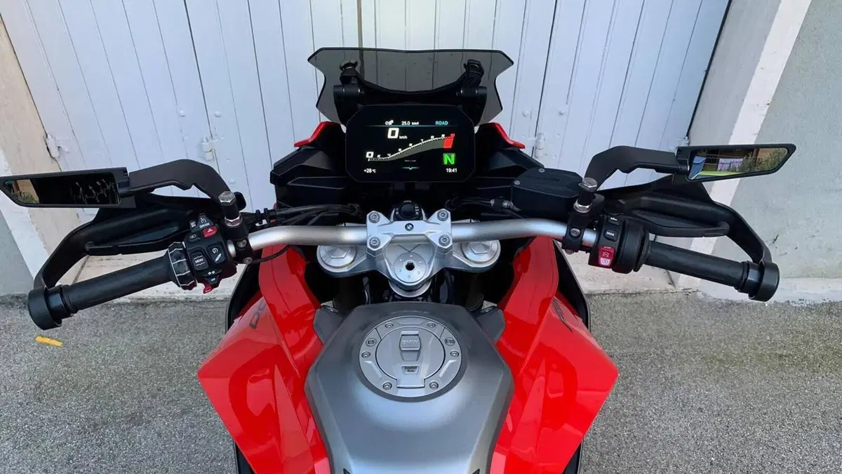 Bmw F 900 XR (2020 - 24)  (6)