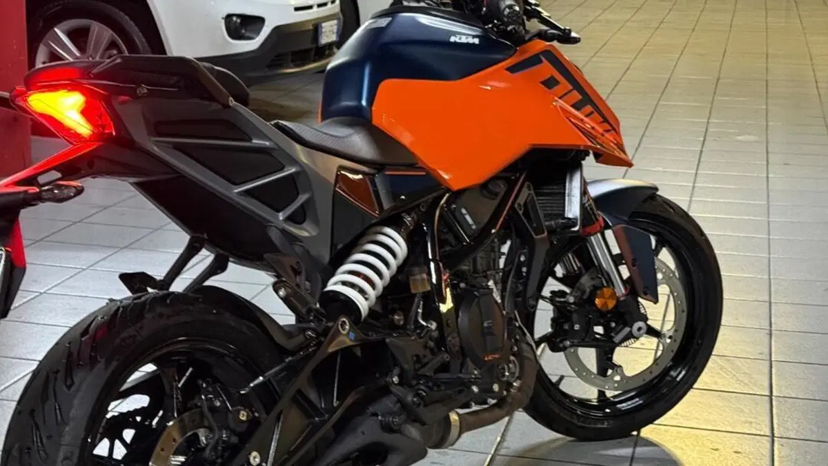 KTM 125 Duke (2024 - 25)  (4)