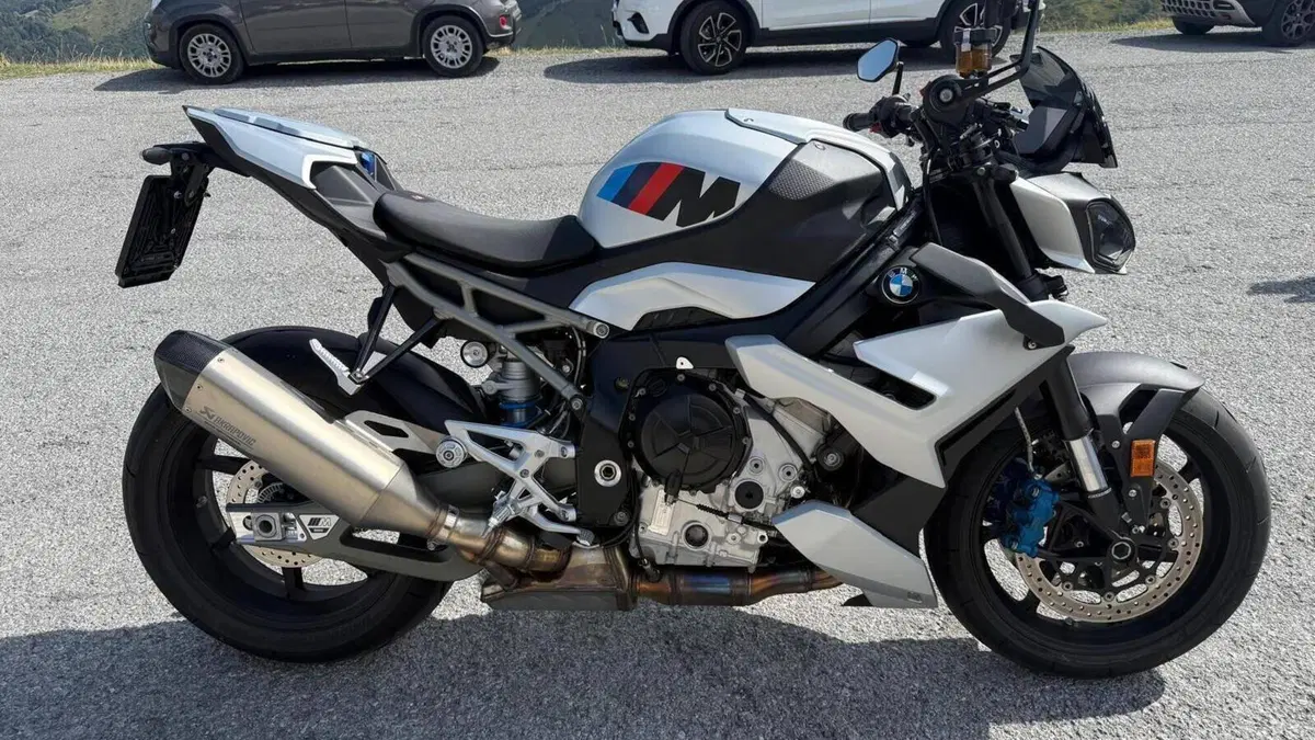 Bmw M 1000 R (2025 - 27)  (2)