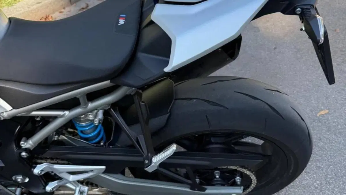 Bmw M 1000 R (2025 - 27)  (6)