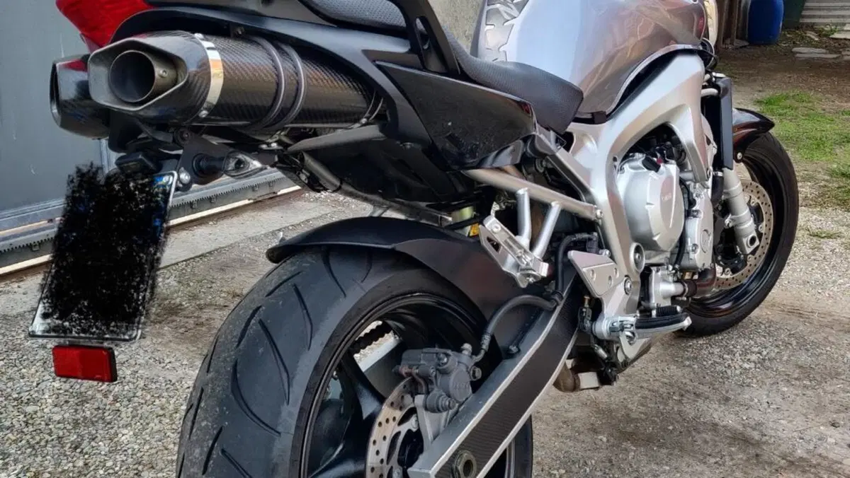 Yamaha FZ6 (2004 - 07)  (4)
