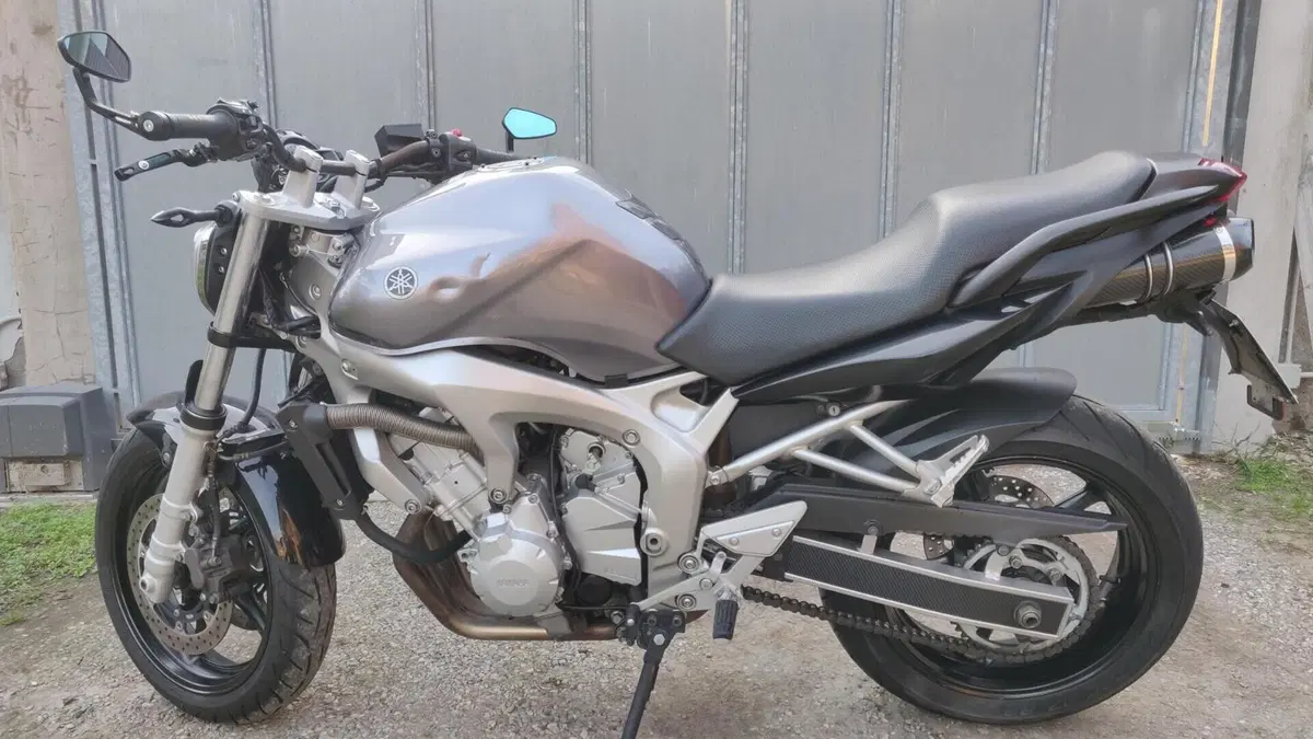 Yamaha FZ6 (2004 - 07)  (5)
