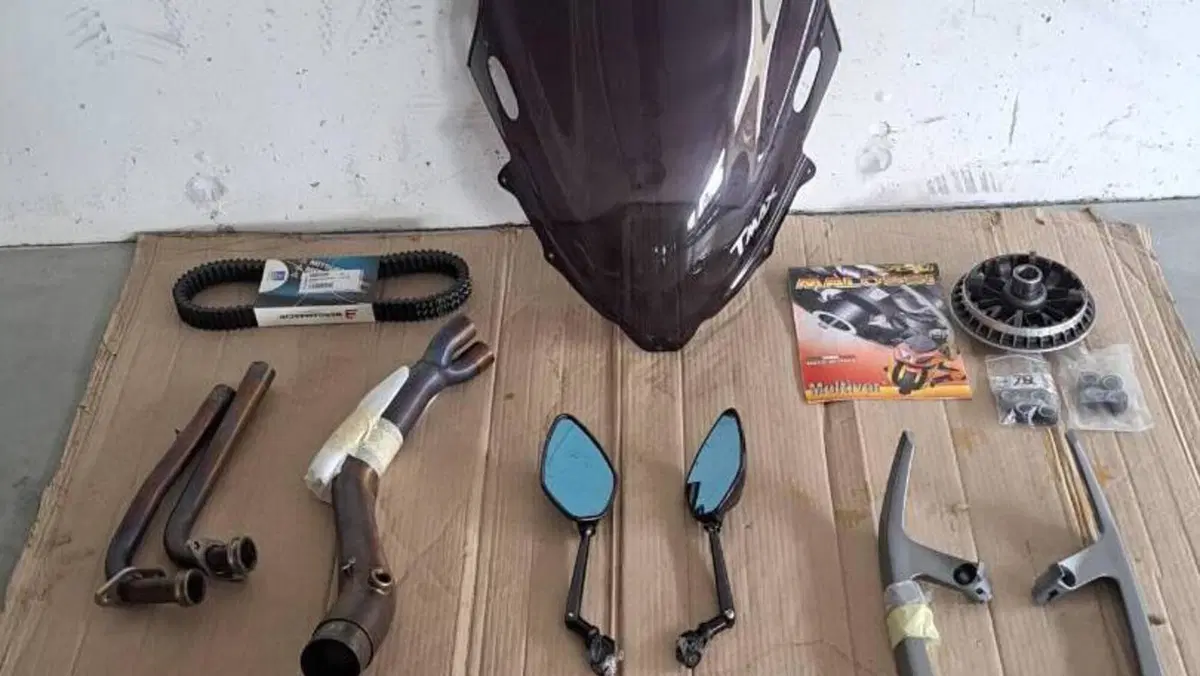Yamaha T-Max 500 Tech Max (2011 - 13)  (9)
