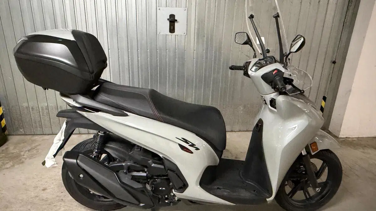Honda SH 350i Sport (2025 - 26)  (14)