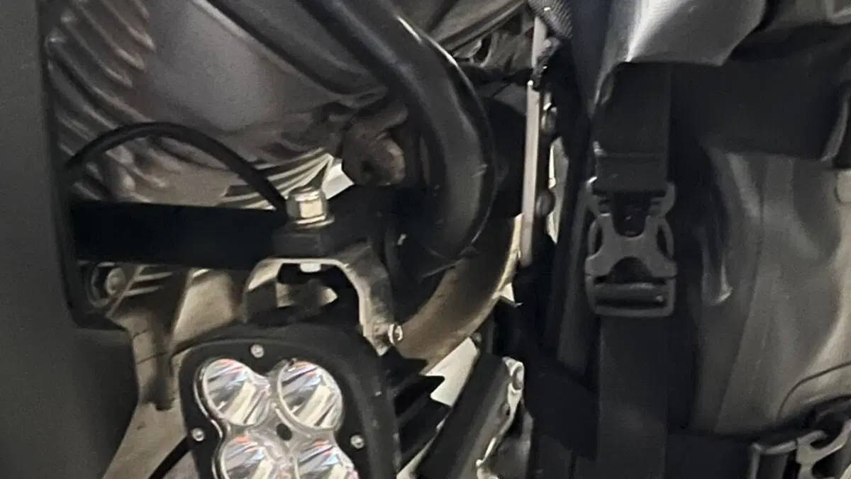 Moto Guzzi Stelvio (2024 - 26)  (7)