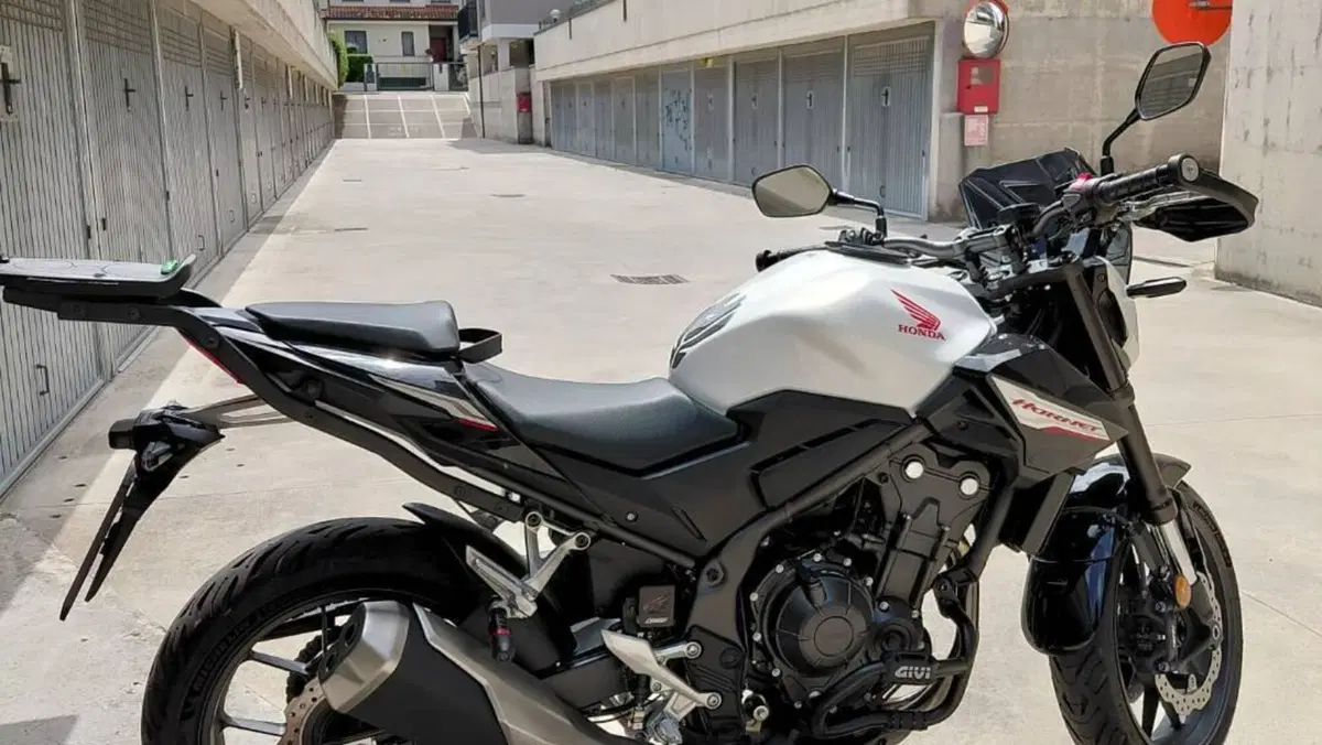 Honda CB 500 Hornet (2024 - 25)  (4)