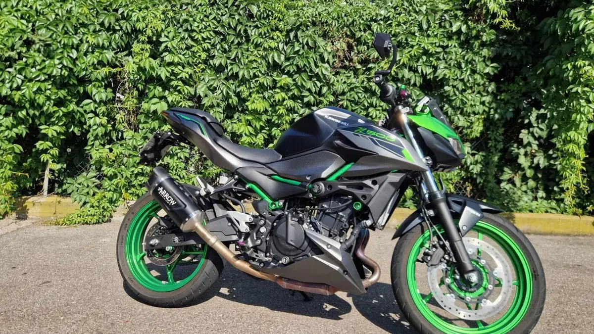 Kawasaki Z 500 SE (2024 - 26) 