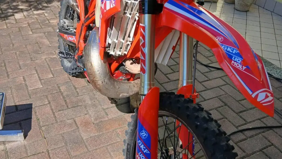 Betamotor RR 300 2T Enduro Racing (2022)  (3)