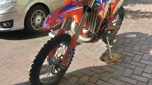 Betamotor RR 300 2T Enduro Racing (2022)  (4)