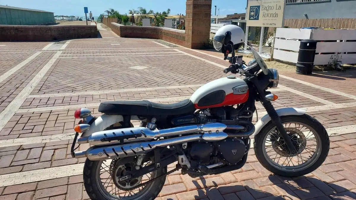 Triumph Scrambler (2006 - 17) 