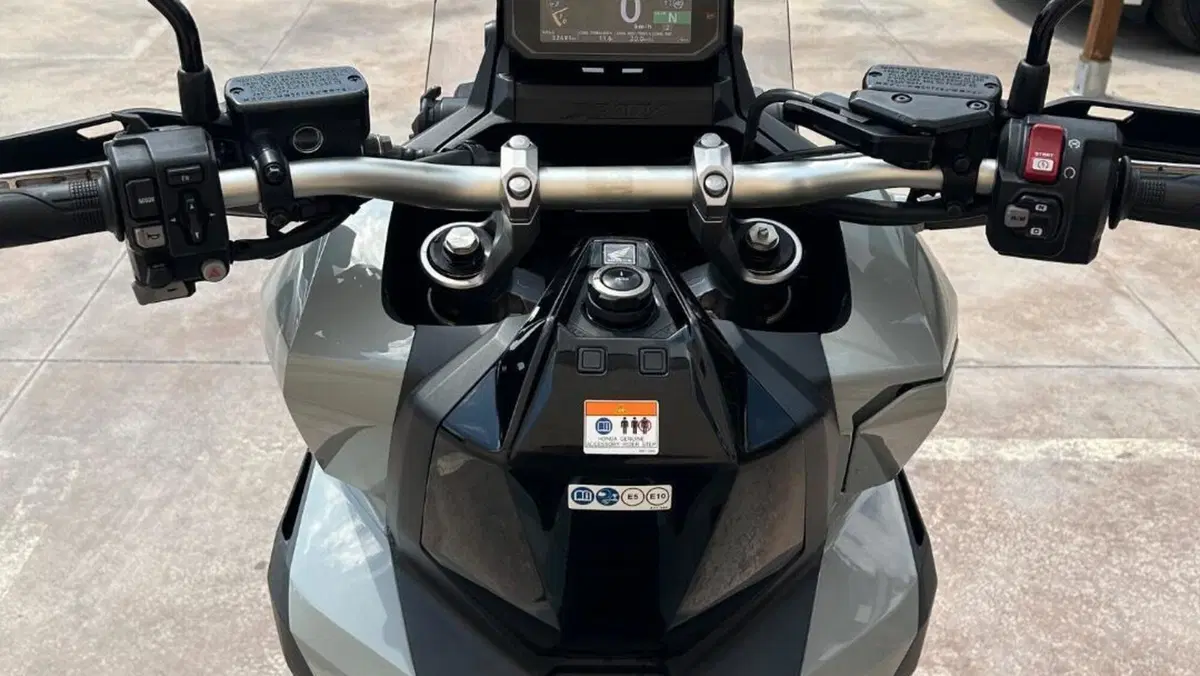Honda X-ADV 750 DCT (2021 - 24)  (3)