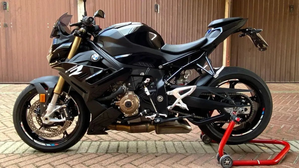 Bmw S 1000 R (2021 - 24)  (2)