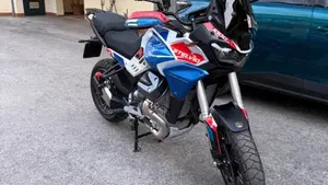 Moto Guzzi Stelvio Duecento Tributo (2025 - 26)  (5)