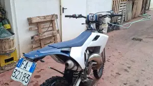 Husqvarna TC 125 (2016)  (3)