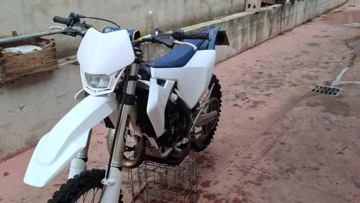 Husqvarna TC 125 (2016)  (6)