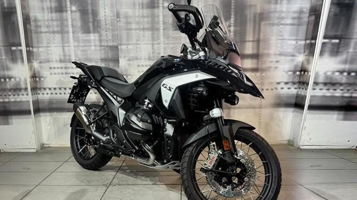 Bmw R 1300 GS Triple Black (2023 - 26) 