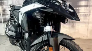 Bmw R 1300 GS Triple Black (2023 - 26)  (8)