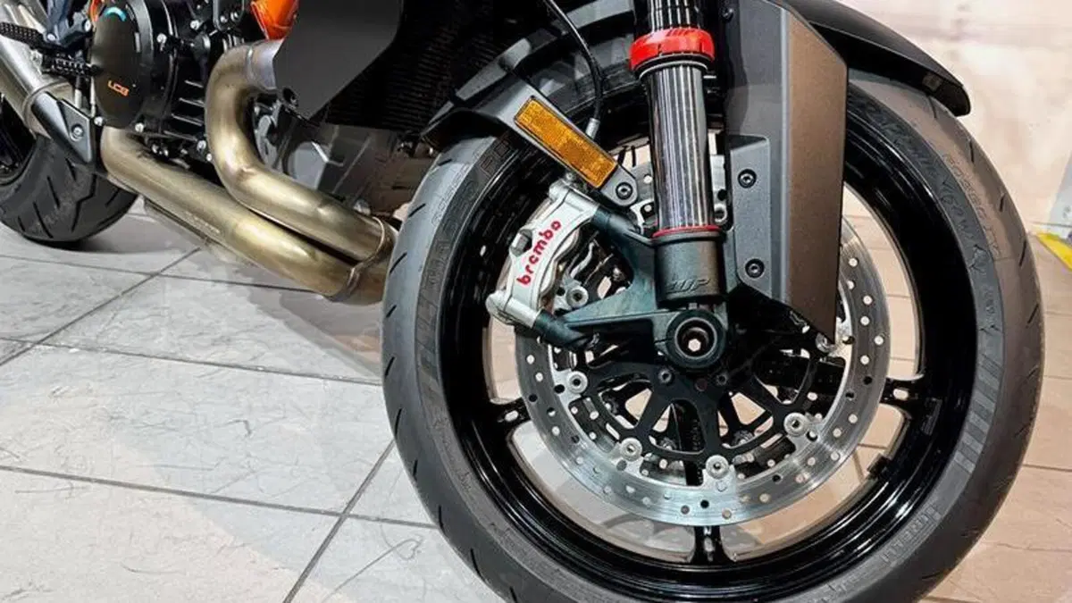KTM 1390 Super Duke R (2024 - 26)  (3)