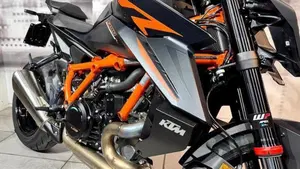 KTM 1390 Super Duke R (2024 - 26)  (7)