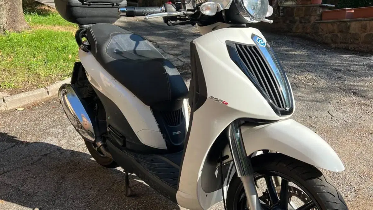 Piaggio Carnaby Cruiser 300 (2008 - 13) 
