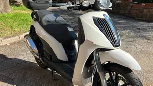 Piaggio Carnaby Cruiser 300 (2008 - 13) 