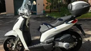Piaggio Carnaby Cruiser 300 (2008 - 13)  (4)